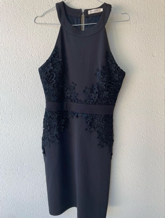 Robe noir cintrée - photo numéro 3