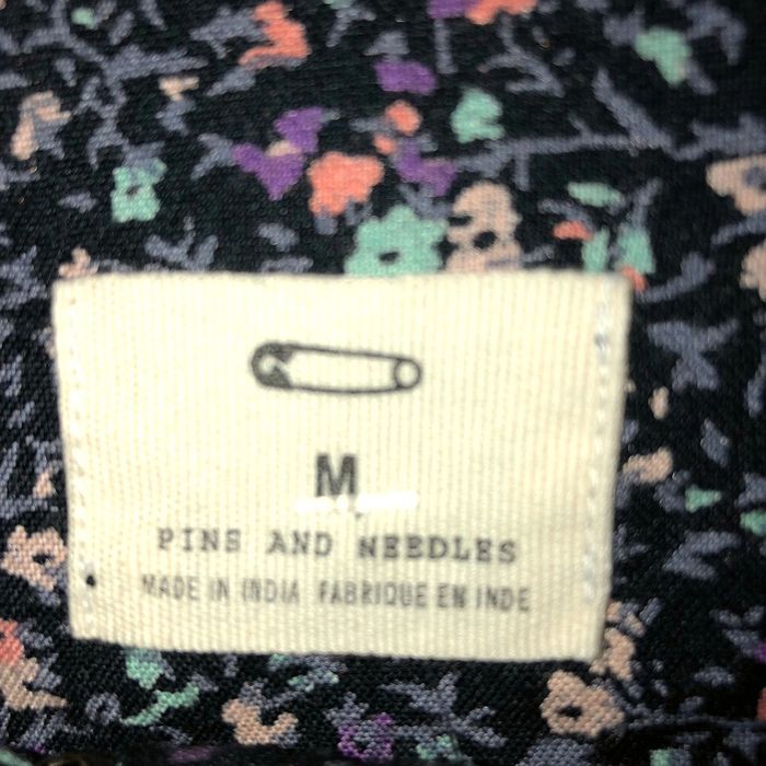 Jupe 36 fleurie neuve avec étiquette Pins and Needles - photo numéro 4