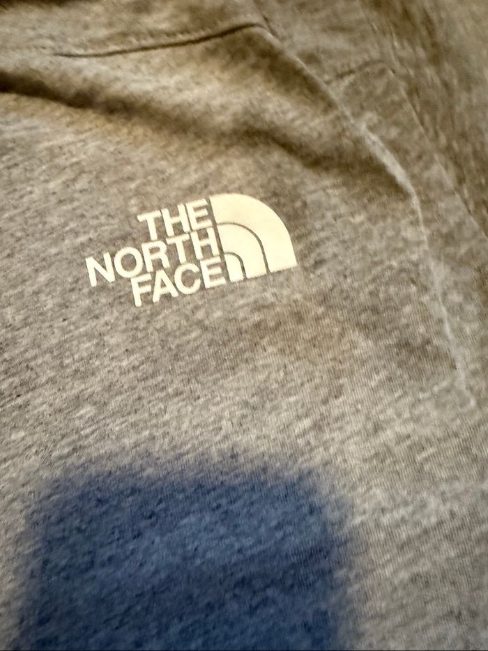 The North Face Men's Color Block Logo Tee - Gray/Black/White - Size [M] - photo numéro 3