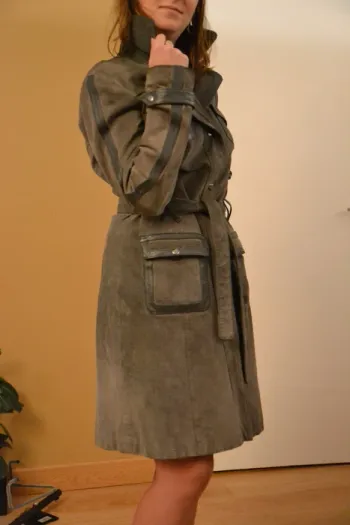 Manteau long en vrai cuir gris