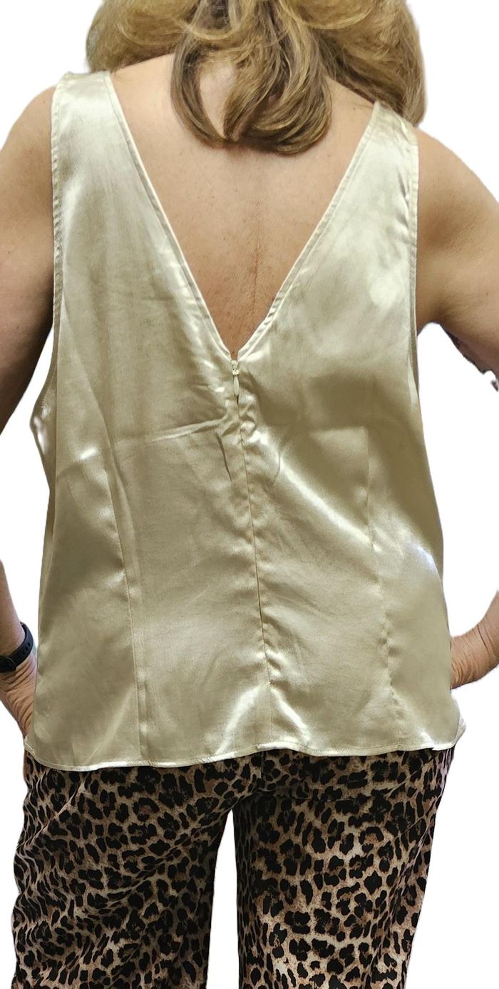 Top court pour les fêtes, couleur or, en satin H&M - photo numéro 2