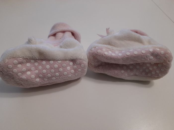 Chaussons 0-6 mois - photo numéro 2