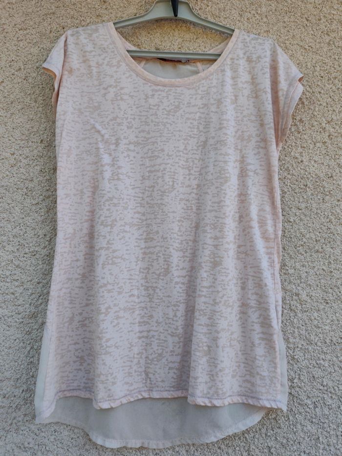 T-shirt rose transparent