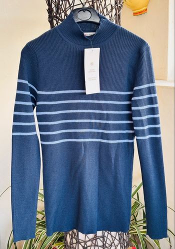 Pull bleu marine, col montant à rayures contrastées Damart T38/40