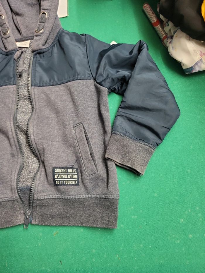 Veste tape a l oeil 6 ans - photo numéro 3