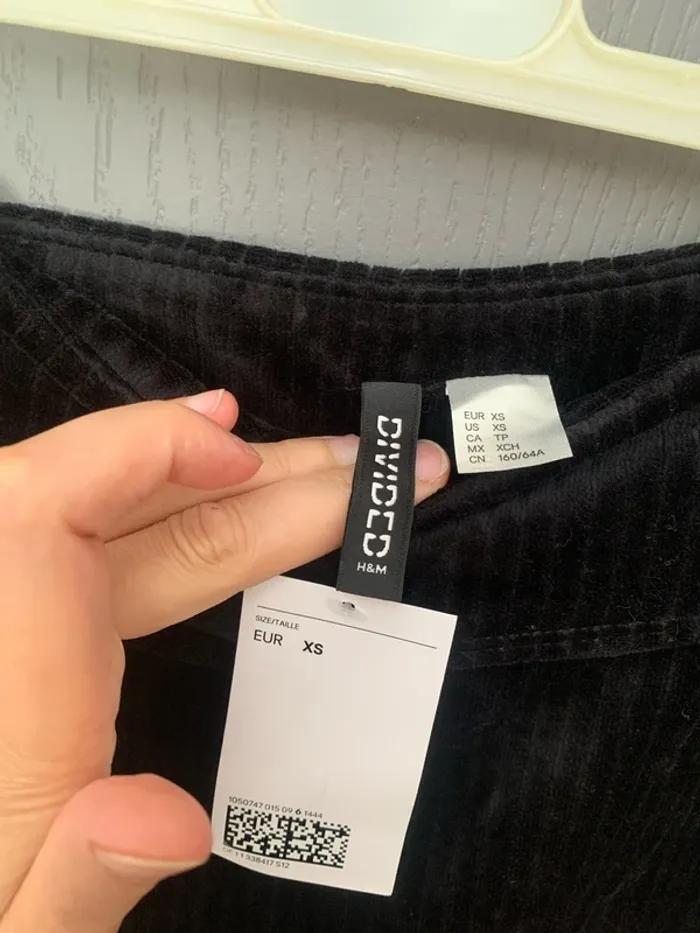 Mini jupe noir velour côtelé H&M - Taille XS - photo numéro 2