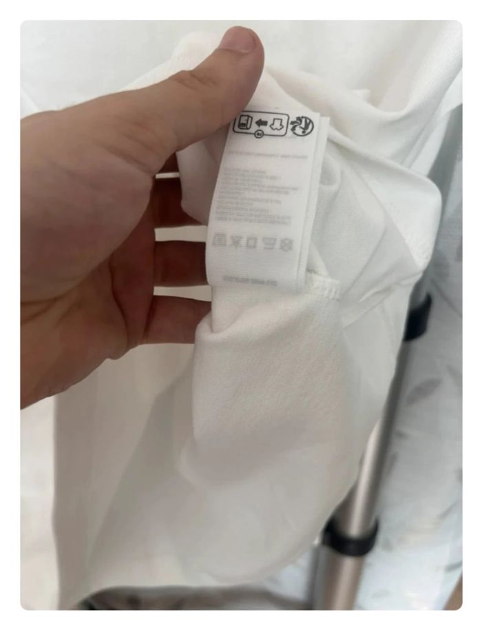 T-shirt Jacquemus Dubaï taille S - photo numéro 8