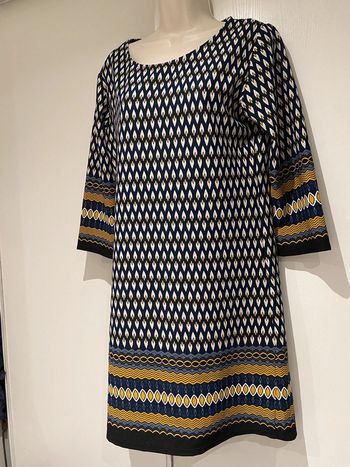 Robe made in , Italy  noir, moutarde blanc