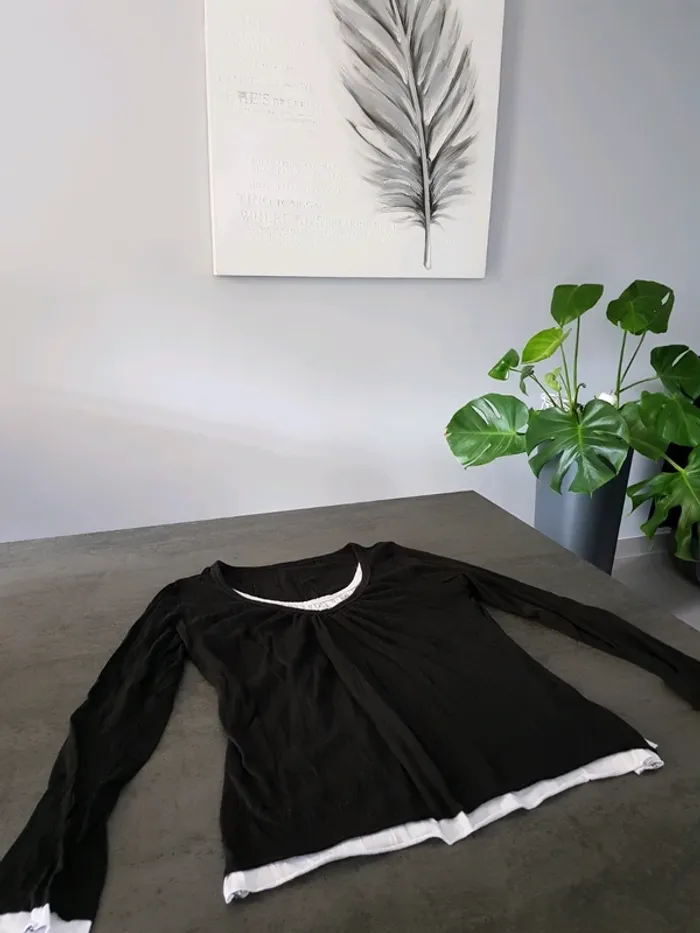 Haut noir et blanc 38 - photo numéro 3