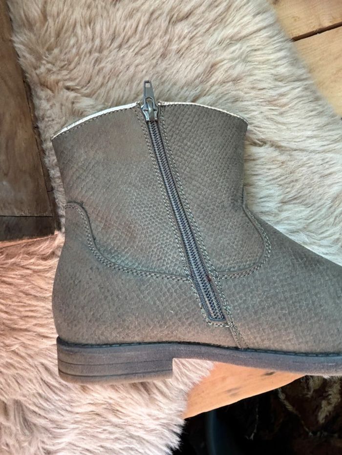 Bottines kaki neuve en taille 37 - photo numéro 6