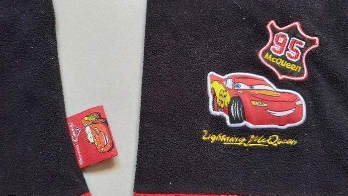 Écharpe Cars Disney Pixar - photo numéro 2