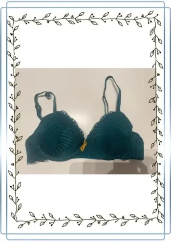 Soutien gorge vert foncé la halle 85B, très bon état
