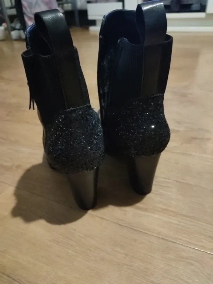 Superbes bottines neuves - photo numéro 3