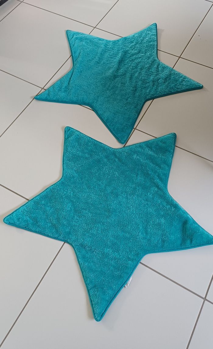 Tapis Étoile bleu ciel IKEA