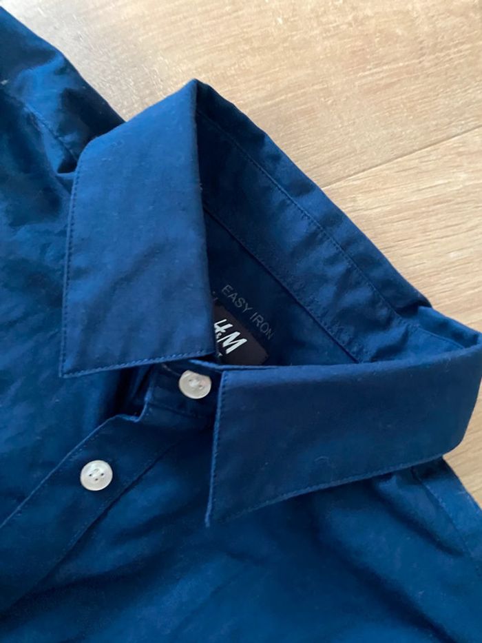 Chemise bleu marine – H&M (taille M) - photo numéro 2