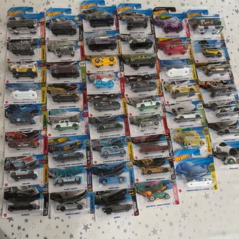 Lot miniatures Hot Wheels 