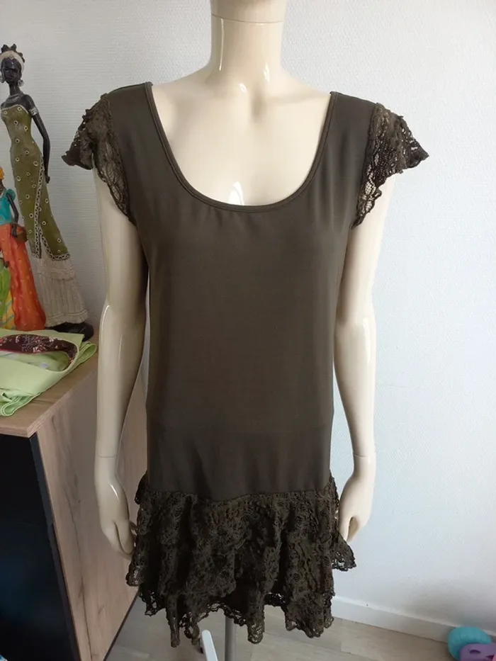 Robe kaki 38/40