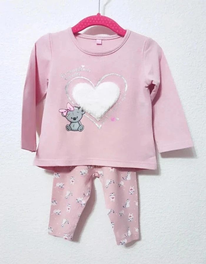 Pyjama 2 pièces bébé fille taille 9 mois - photo numéro 2