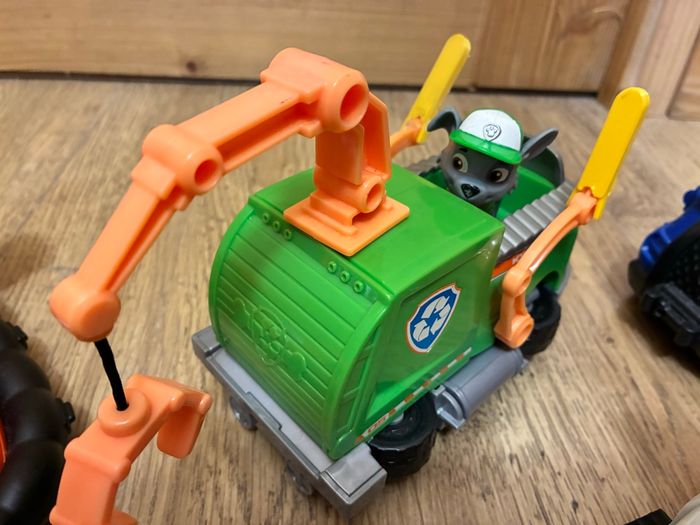 Lot véhicules Pat Patrouille - photo numéro 6