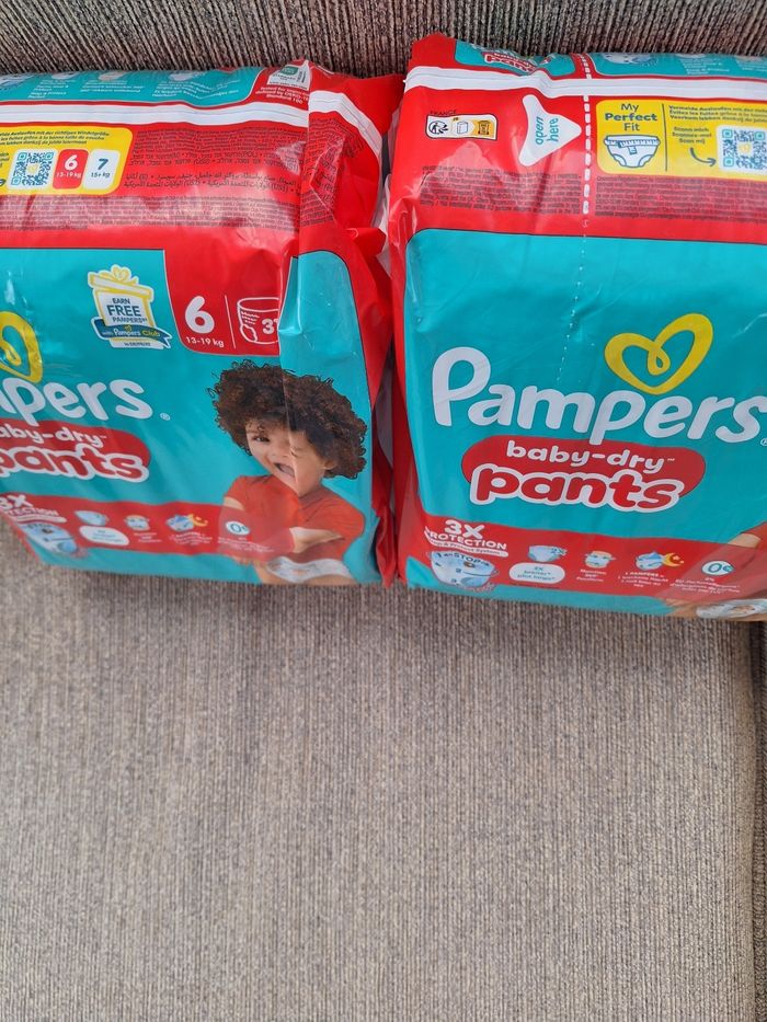 2 paquets de 32 pants pampers taille 6 pour bébé de 13 à 19 kg  soit 62 pants - photo numéro 4