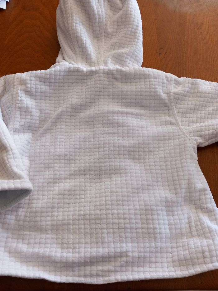 Veste avec capuche - photo numéro 4