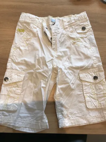Short bermuda gemo taille 5 ans