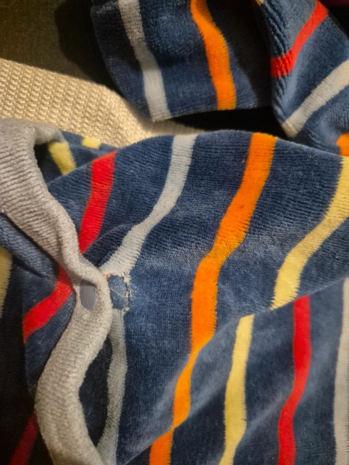 Lot pyjama 24 mois - photo numéro 2