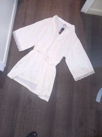 Kimono neuf taille S M marque Valege