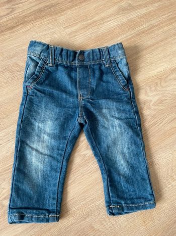 Jean 6 mois