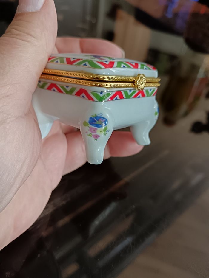 Jolie boîte à pilules - photo numéro 3