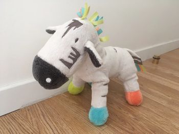 Zèbre en peluche