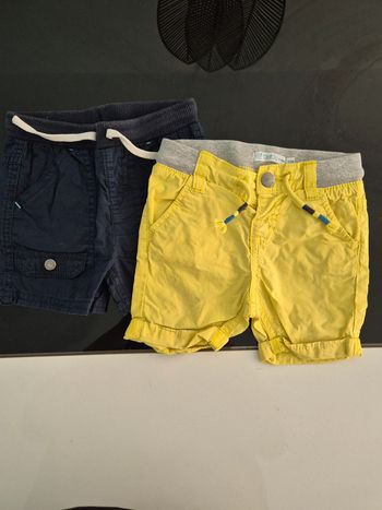 Lot de 2 shorts 12 mois