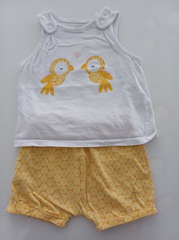 Ensemble neuf taille 9 mois