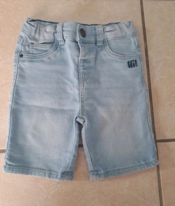 Bermuda en jean bleu ciel 👦  2 ans/92 cm In Extenso en TBE