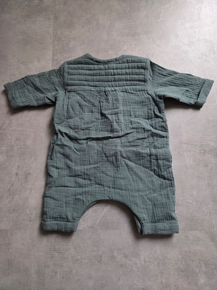 Combinaison vertbaudet 1mois - photo numéro 2