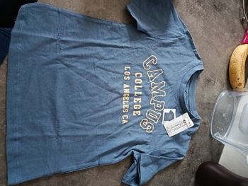 Tee shirt neuf 