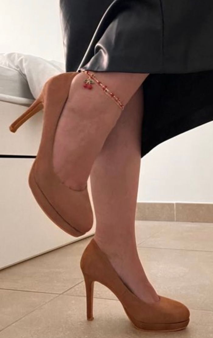 Escarpin beige  camel taille 37 en bon état - photo numéro 2