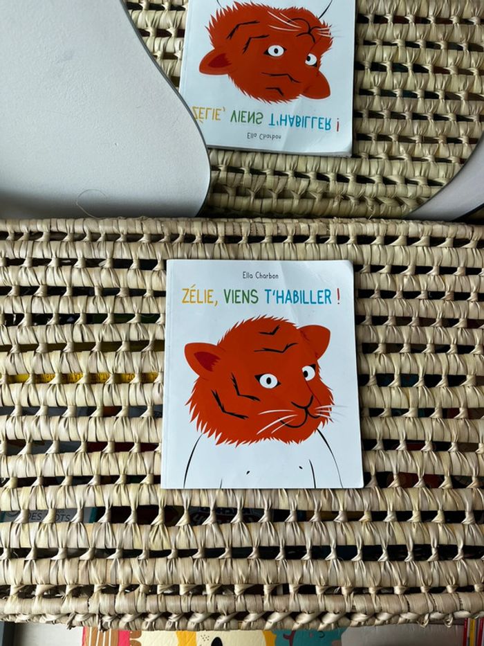 Livre Zélie, viens t’habiller,