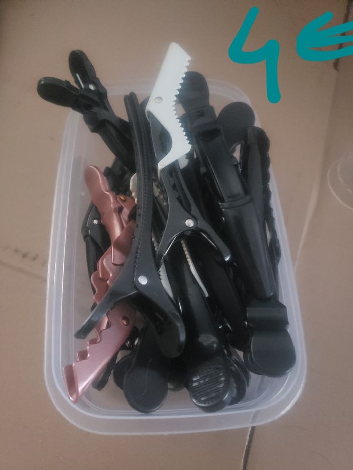Vend accessoires de coiffure - photo numéro 3
