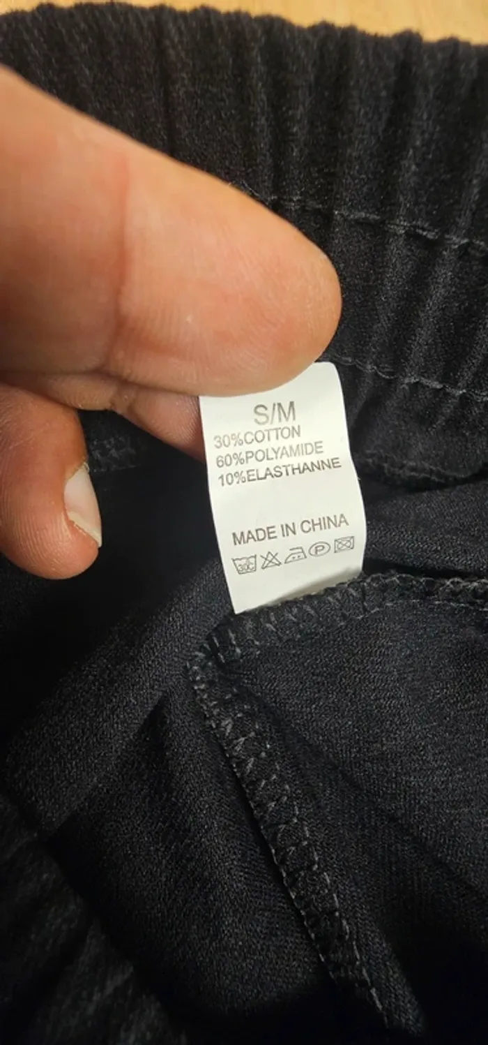 Pantalon noir T: 32/34 - photo numéro 10