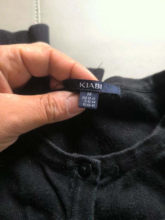 Gilet noir à boutons Kiabi - photo numéro 2