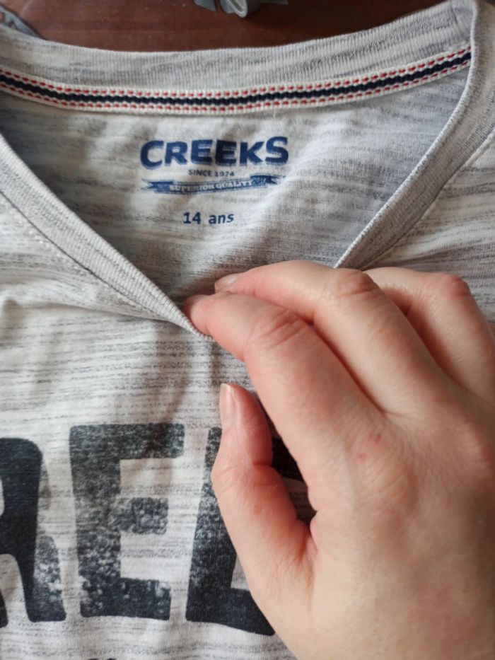 Lot de 3 : 2t shirt et un pull leger - photo numéro 8