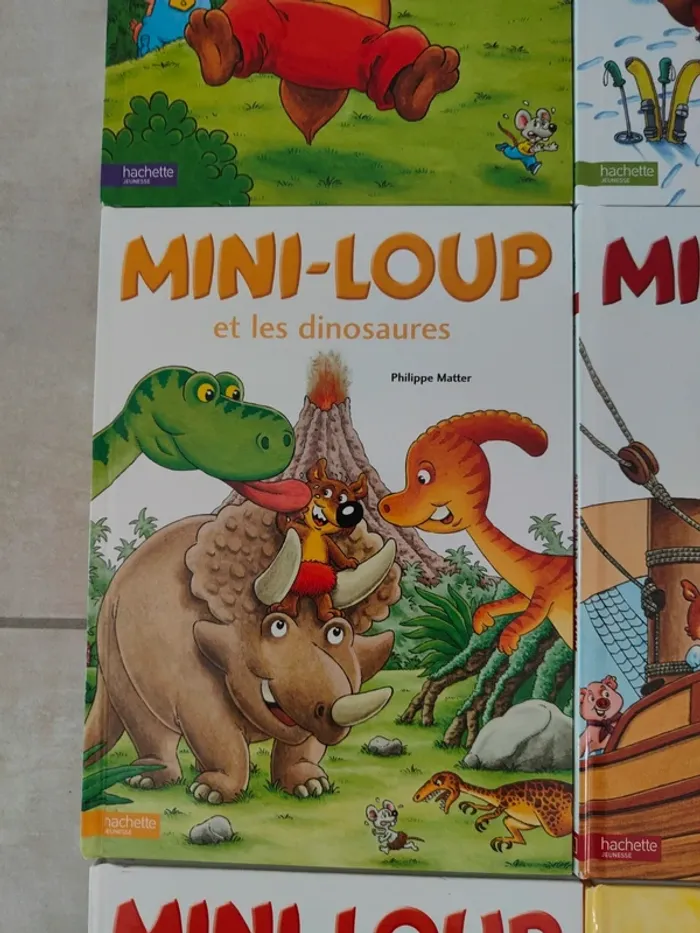 Lot 7 livres Mini Loup - photo numéro 7