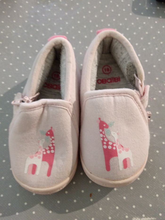 Chaussons taille 19
