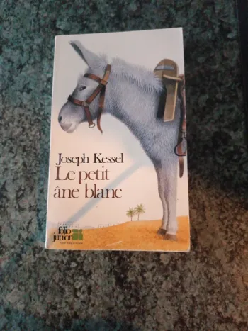 Le petit âne blanc