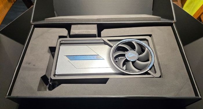 Asus ROG Astral GeForce RTX 5090 32OC - photo numéro 2