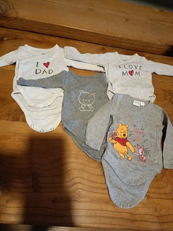 Lot de 4 bodies 1 mois