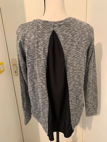 Haut gris chiné avec dos différent