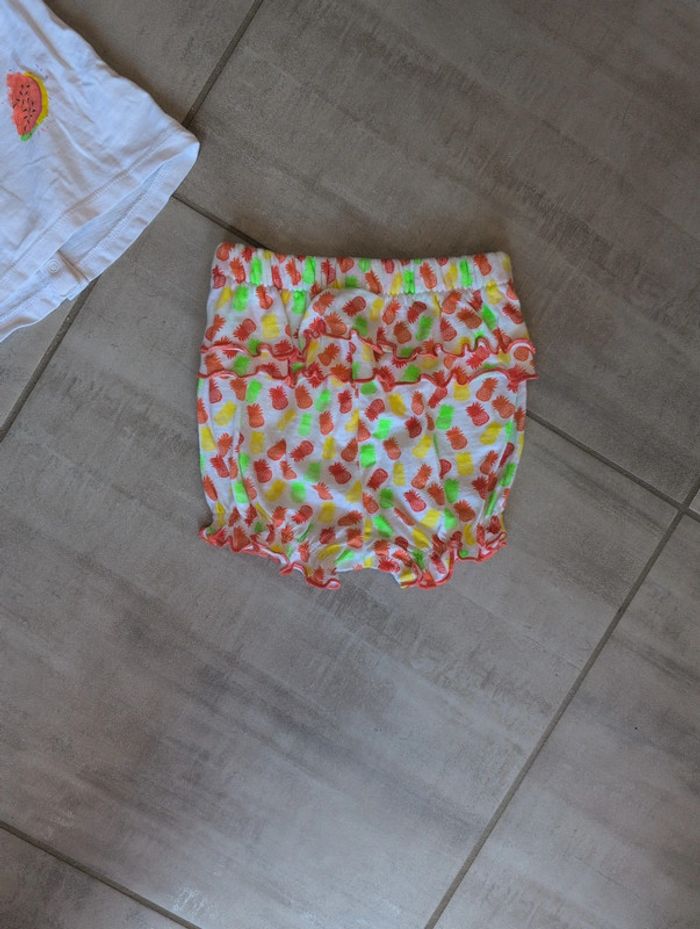 Ensemble short et tee-shirt 12 mois - photo numéro 3