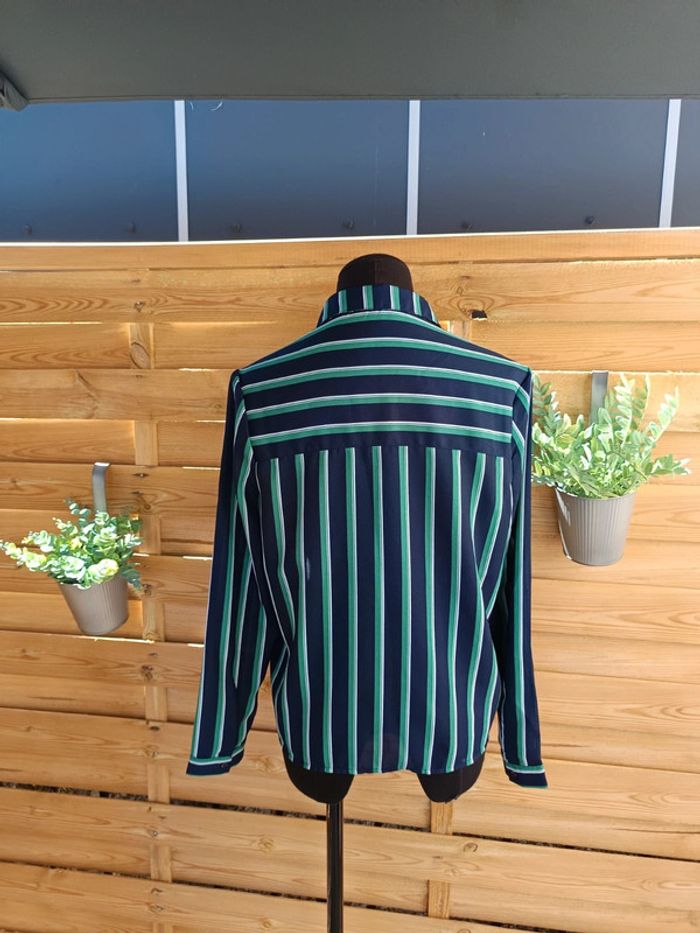 Chemise taille S - photo numéro 4